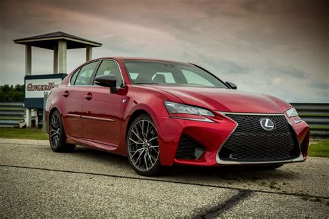 Lexus builds a luxury sports sedan with soul - Roadshow