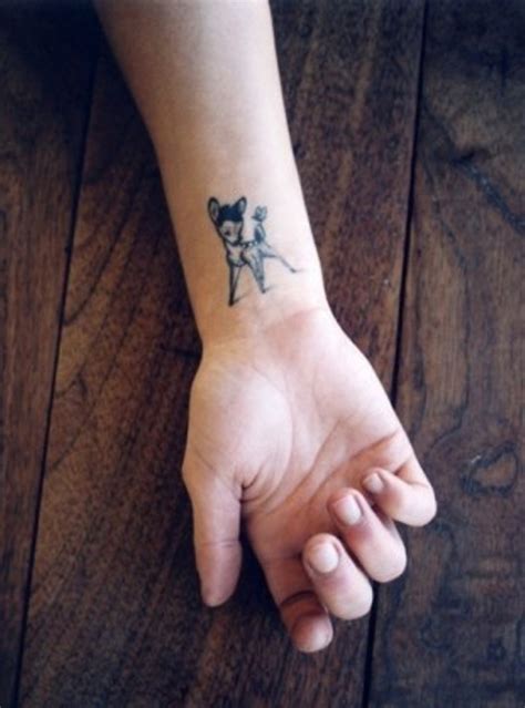 14 Animals Wrist Tattoos