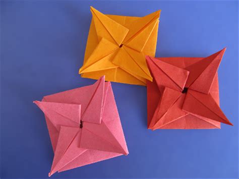 How to make a square origami envelope that closes with a star