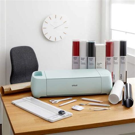 Cricut Explore™ 3 + Essentials Materials Bundle | Cricut Shop