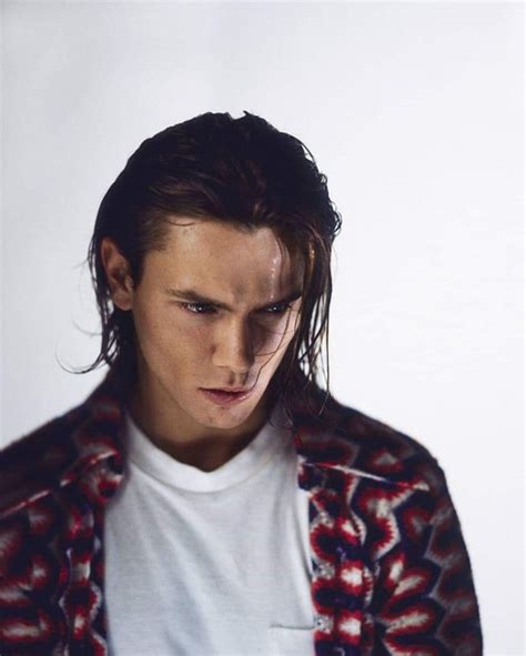 River Phoenix last photo shoot, 1993. He would die soon after, outside The Viper Room in Los ...