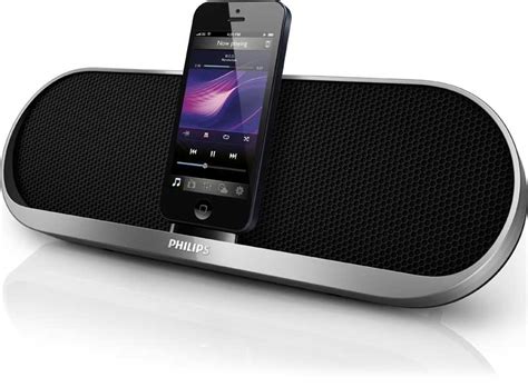 Amazon.com : Philips DS7580 Charging Speaker Dock for iPhone 5 with ...