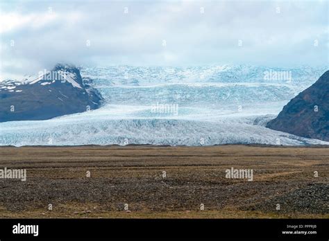 Vatnajokull volcano hi-res stock photography and images - Alamy