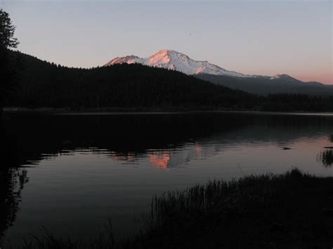 Lake Siskiyou Summer Swimming - Northern California Hiking Trails