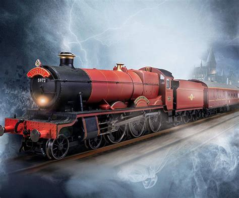 Hogwarts Express Electric Model Train Set - Cool Stuff to Buy Online