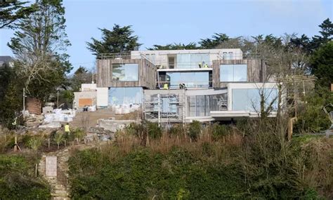 Inside Gordon Ramsay's three lavish Cornwall homes worth £11m - Cornwall Live