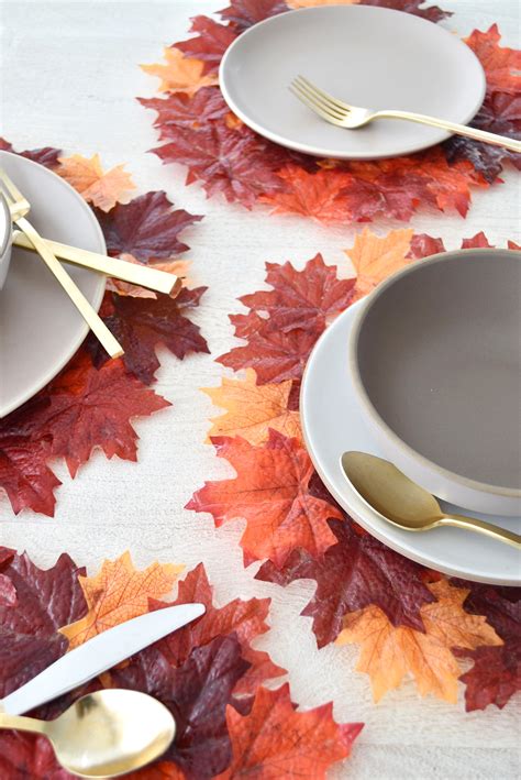 Easy DIY Thanksgiving Leaf Placemats • theStyleSafari