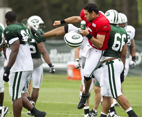 Mark Sanchez - NY Jets Training - Mark Sanchez Photo (24570939) - Fanpop