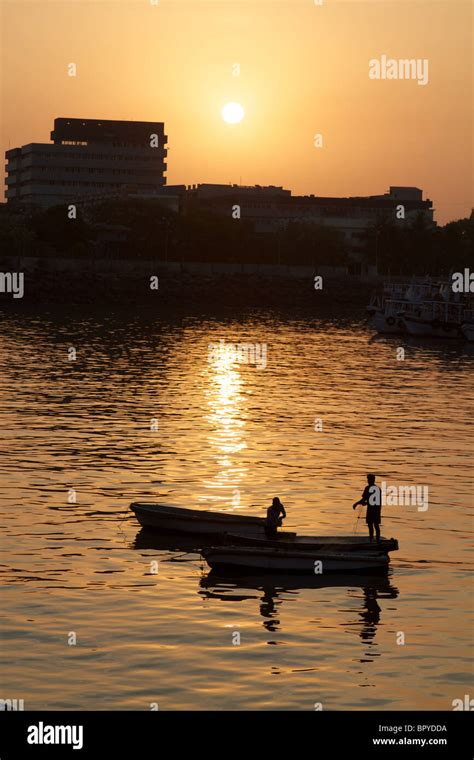 mumbai harbour on sunset Stock Photo - Alamy