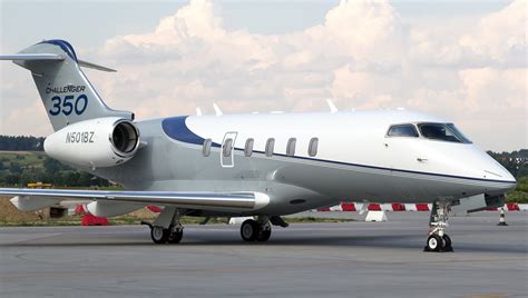 Bombardier Challenger 350 | Charter a Bombardier Challenger 350