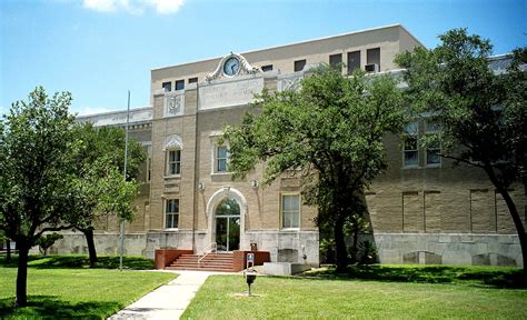 Photo: 1927 San Patricio County Courthouse