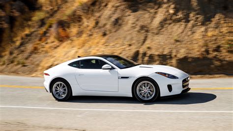 2019 Jaguar F-TYPE Review & Ratings | Edmunds