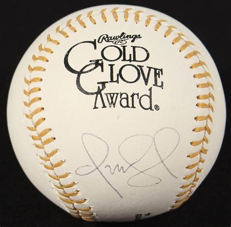 Omar Vizquel Signed Official Gold Glove Award Baseball (JSA COA ...