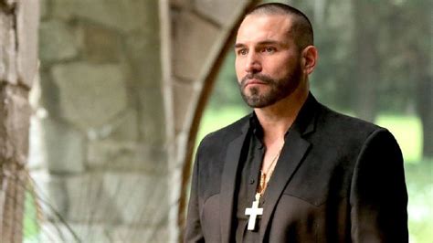 Rafael Amaya da detalles de su personaje en 'El señor de los cielos 8': "Verán a un Aurelio ...