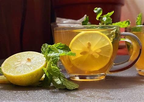 Lemon Green tea Recipe by Shradha Nema (foodgazin') - Cookpad