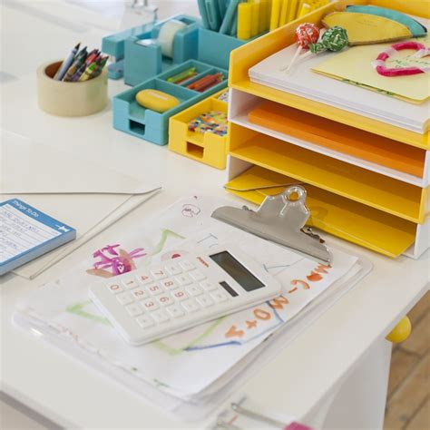 55 best images about Office desk organization & office beauty essentials on Pinterest | Work ...