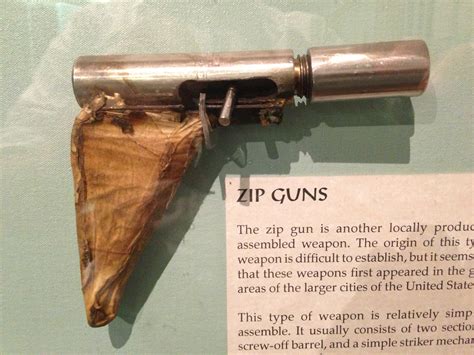 File:Zip gun in Slave Lodge museum.JPG - Wikimedia Commons