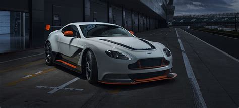 Aston Martin Unveils Race-Inspired Vantage GT3