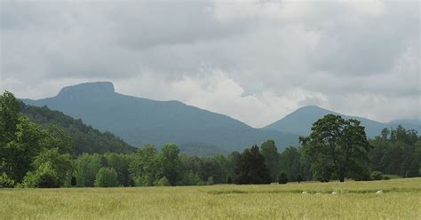 Table Rock Mountain Picnic Area & Hiking Trails - Burke County Tourism