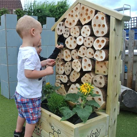 What makes the perfect outdoor classroom? | Outdoor classroom, Outdoor learning spaces, Outdoor ...