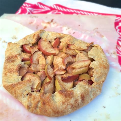 Easy Rustic Maple Apple Pie