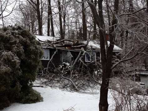 Ice storm cleanup likely to take weeks; thousands still without power ...