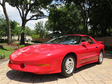 1993 Pontiac Firebird | American Muscle CarZ