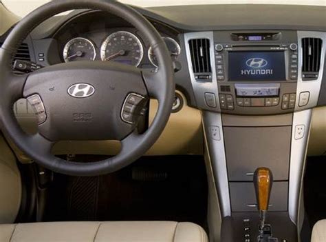 2009 Hyundai Sonata Values & Cars for Sale | Kelley Blue Book