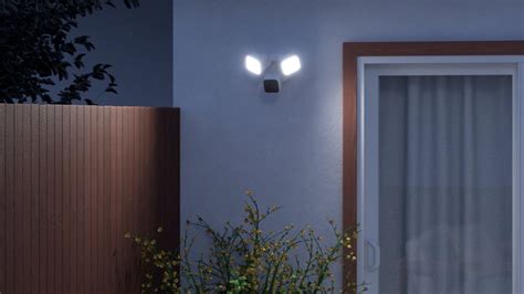 Amazon sheds some light on your would-be intruders with Blink Floodlight | TechCrunch