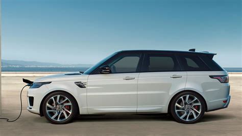 2018 Range Rover Sport launches with plug-in hybrid option | Carbuyer