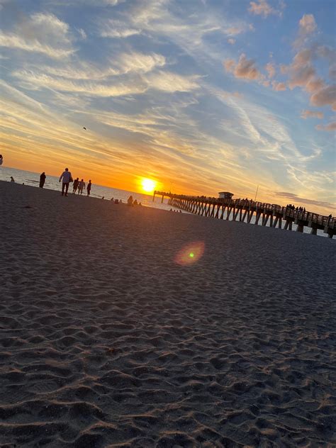 Here’s the Venice Beach fishing pier at sunset from last winter. : pics