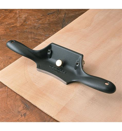 Veritas Cabinet Scraper - Lee Valley Tools