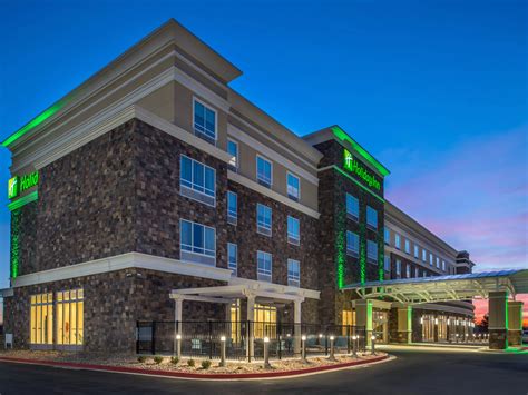 Hotel in Joplin | Holiday Inn Joplin Hotel