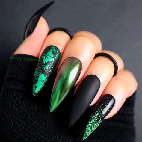 Gothic Black Stiletto Nails Designs