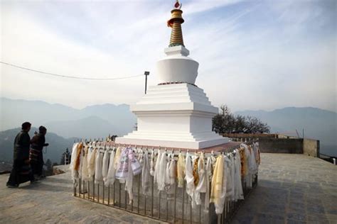 Losar Festival: Tibetan New Year in Nepal ⋆ Full Time Explorer