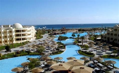 Le Meridien Hurghada, Makadi Bay, Egypt. | Hotel swimming pool, Hotel pool, Pool