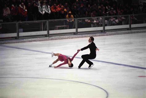 The Most Famous Olympic Pair Figure Skaters