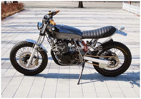 Racing Cafè: Honda XR 600R by Crazy Garage