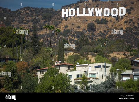 MANSIONS HOLLYWOOD SIGN MOUNT LEE HOLLYWOOD HILLS LOS ANGELES ...