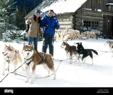 SNOW DOGS, Joanna Bacalso, Cuba Gooding, Jr., 2002 (c) Walt Disney ...