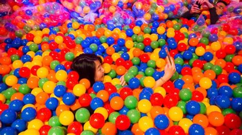 Sydney Is Getting A Massive Ball Pit For Adults To Enjoy | ellaslist