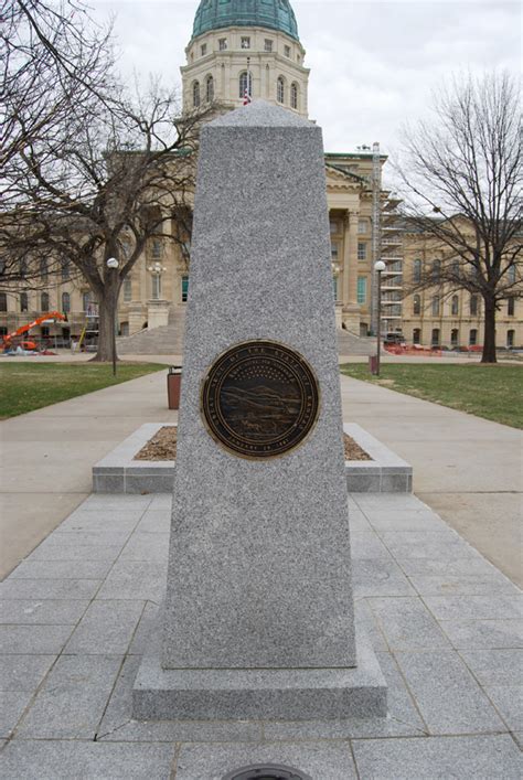 Kansas State Capitol - Online tour - Kansas Veterans Walk - Kansas ...