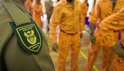 ‘Extremely dangerous’ inmates escape from Grahamstown jail | The Citizen