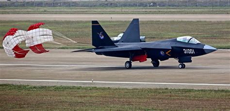 Amazing facts about the Shenyang FC-31; Chinese Stealth Jet Fighter - Crew Daily