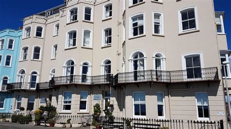 Giltar Hotel, Tenby | HotelsCombined