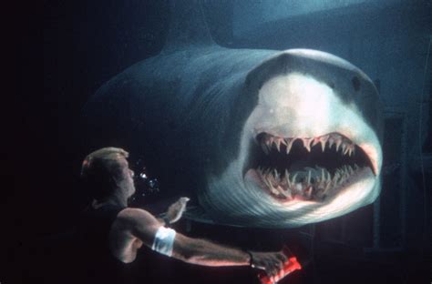 Forget Jaws. The Real Shark Movie to Beat Is Deep Blue Sea | WIRED