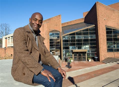 British Actor Paterson Joseph Inspires Students · News · Lafayette College