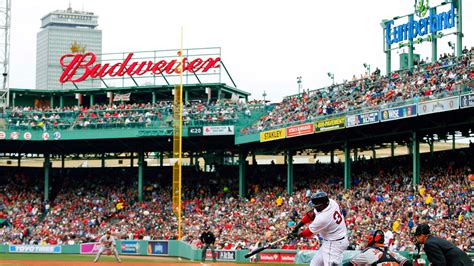 Why Every Sports Fan Should Visit Boston in October | GQ