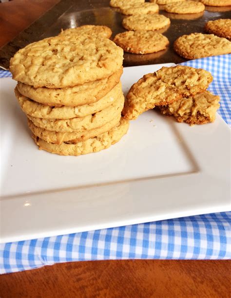 Peanut Butter Oatmeal Cookies | The Gingham Apron