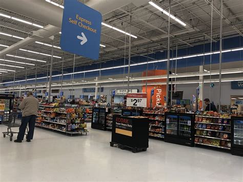 Wal-Mart - Kirksville, Missouri | Nathan Bush | Flickr